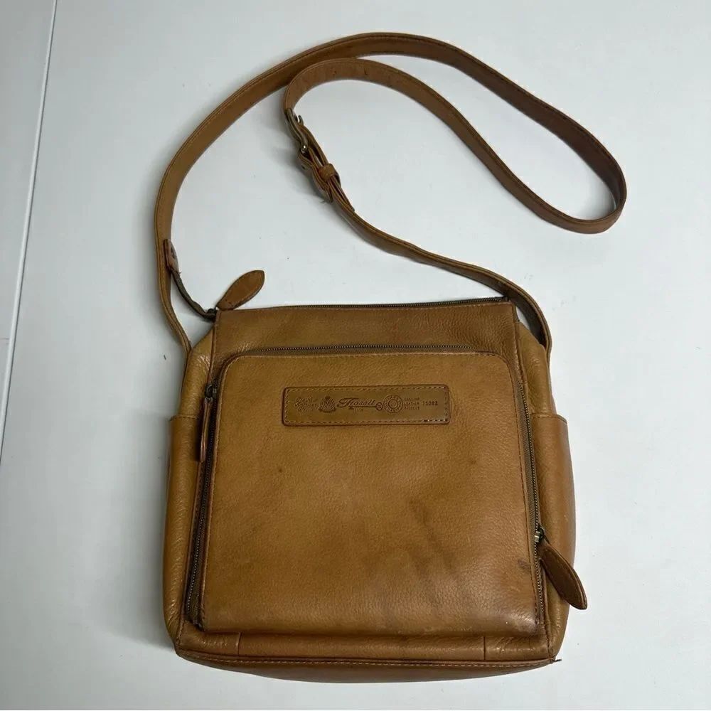 Fossil Tan Brown Leather Crossbody Shoulder Bag 75082 See Description
